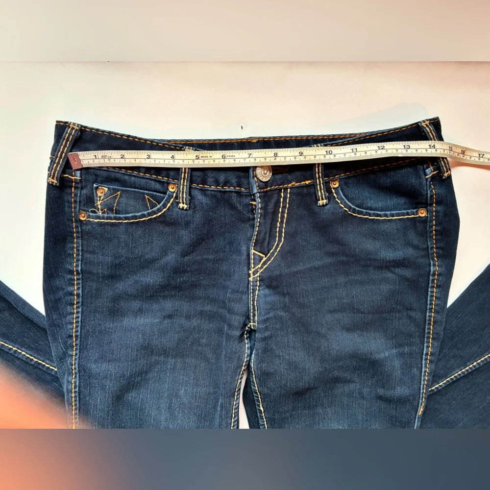 TRUE RELIGION BECCA Mid-Rise Dark Wash Peak Spot Flared Bootcut Jeans - Size 28 - Picture 12 of 15